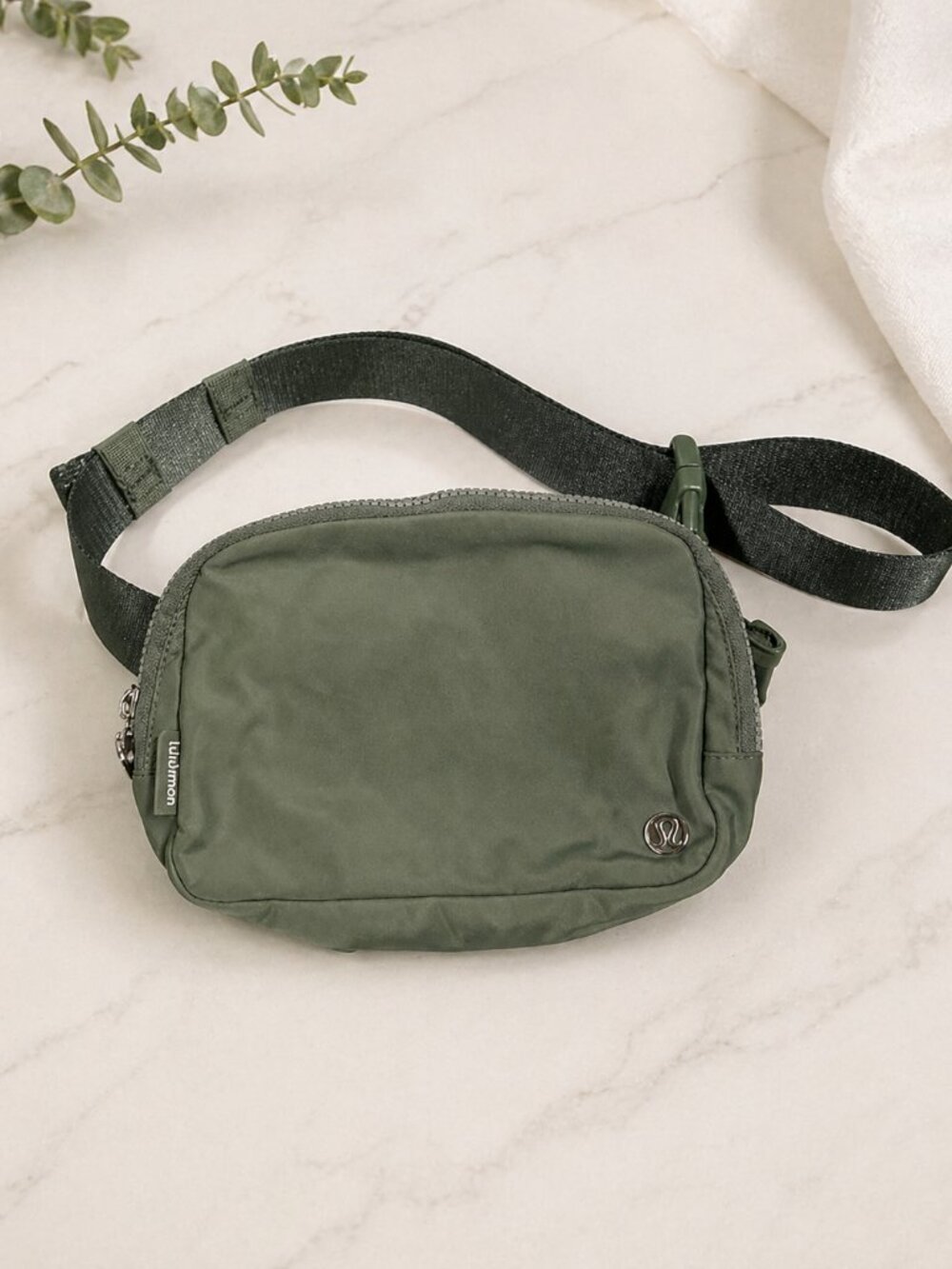 Lululemon Everywhere Belt Bag 1L Teal Green Blue - Picture 2 of 7